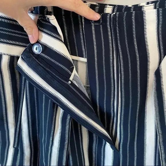 NWT H&M High Waist Navy Striped Wide  Leg Shorts Tie Belt Waist - Picture 8 of 16